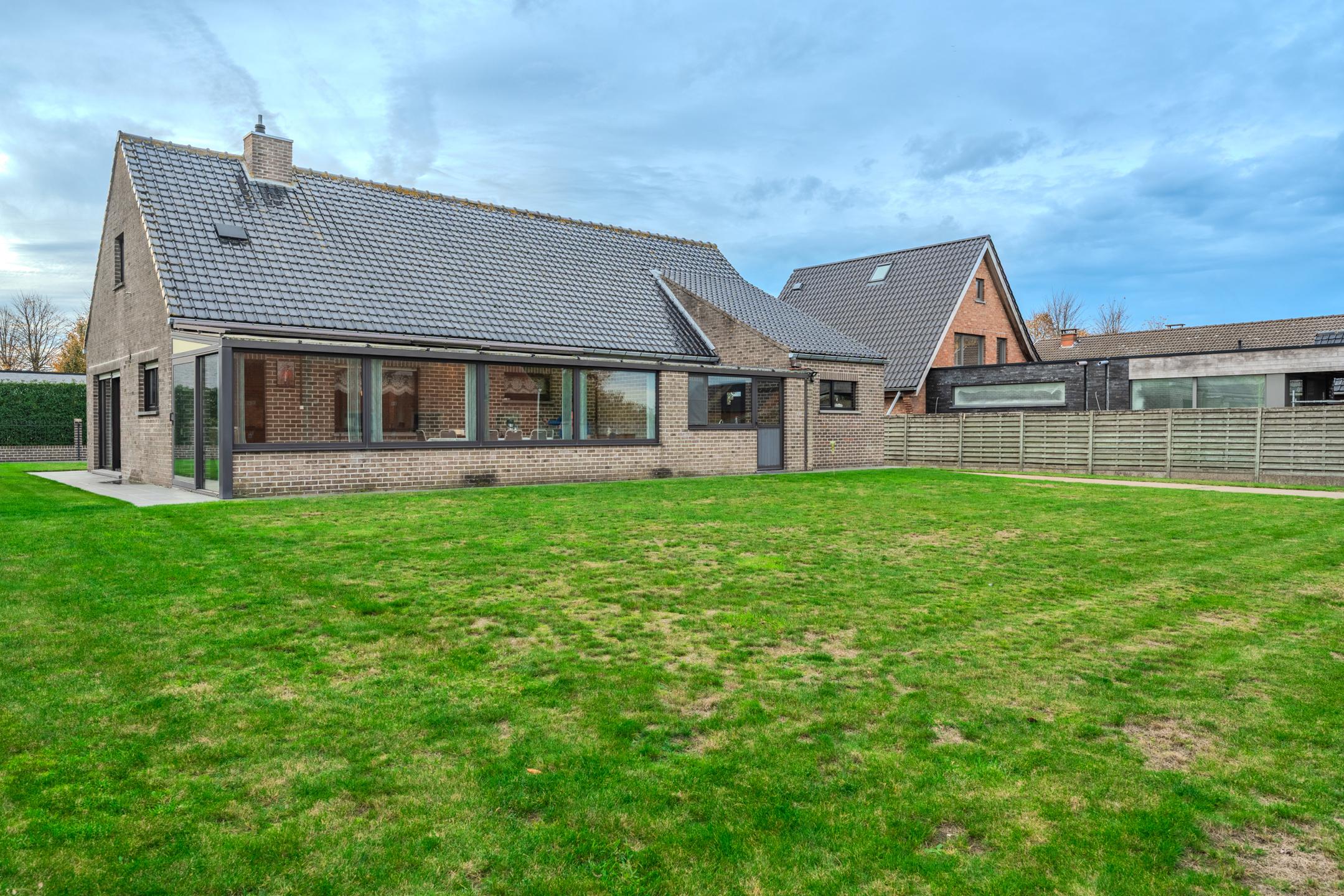 Villa met extra troeven in het pittoreske Zerkegem (Jabbeke)